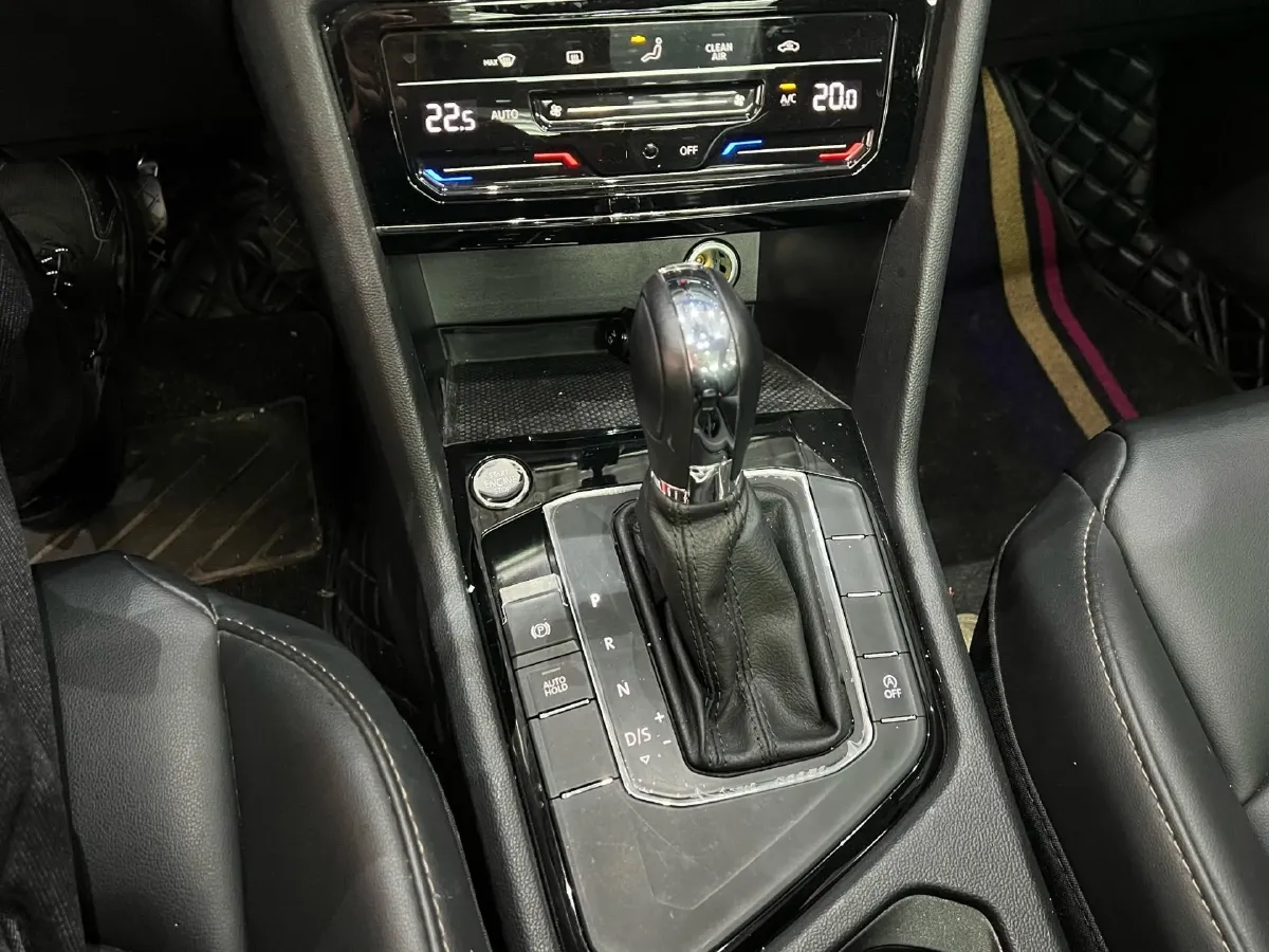 2022 Ford Transit 2.0T 202HP L4 6AT,autocango,china used car exporter,china ev exporter,chinese used car exporter,chinese used ev exporter