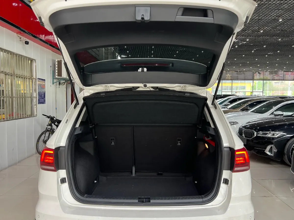 2022 Ford Transit 2.0T 202HP L4 6AT,autocango,china used car exporter,china ev exporter,chinese used car exporter,chinese used ev exporter