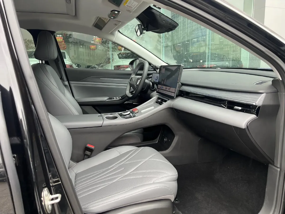 2025 BYD Sea Lion 05 DM-i 1.5L 101HP L4 E-CVT PHEV 12.9KWH,autocango,china used car exporter,china ev exporter,chinese used car exporter,chinese used ev exporter