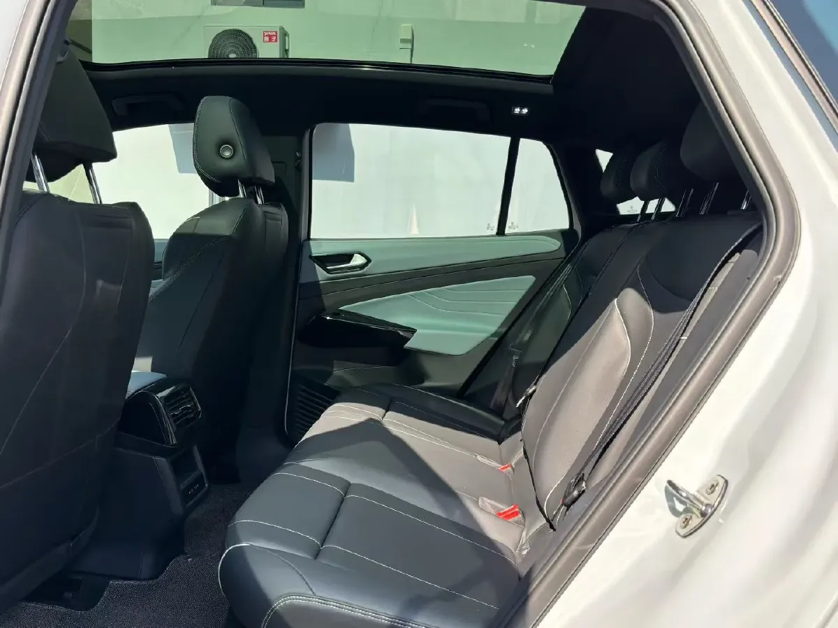 2021 Volkswagen ID.4 Crozz BEV 84.8KWH,autocango,china used car exporter,china ev exporter,chinese used car exporter,chinese used ev exporter