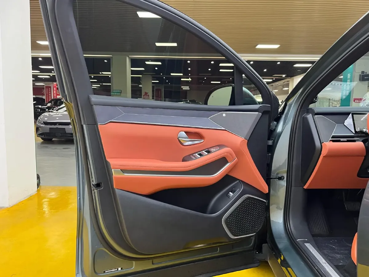 2025 BYD TangL 1.5T 156HP L4 E-CVT PHEV,autocango,china used car exporter,china ev exporter,chinese used car exporter,chinese used ev exporter