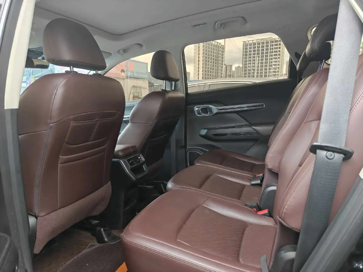 2022 Geely Okavango 1.8T 184HP L4 7DCT,autocango,china used car exporter,china ev exporter,chinese used car exporter,chinese used ev exporter