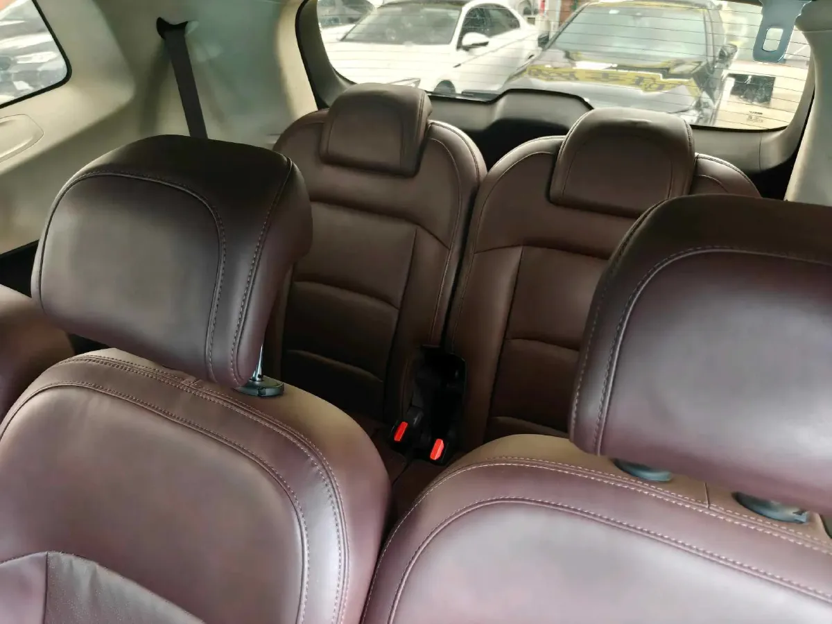 2022 Geely Okavango 1.8T 184HP L4 7DCT,autocango,china used car exporter,china ev exporter,chinese used car exporter,chinese used ev exporter