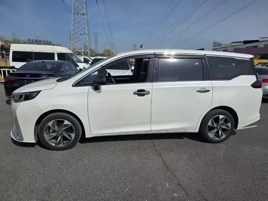 2021 GAC Trumpchi M6 1.5T 169HP L4 7DCT,autocango,china used car exporter,china ev exporter,chinese used car exporter,chinese used ev exporter