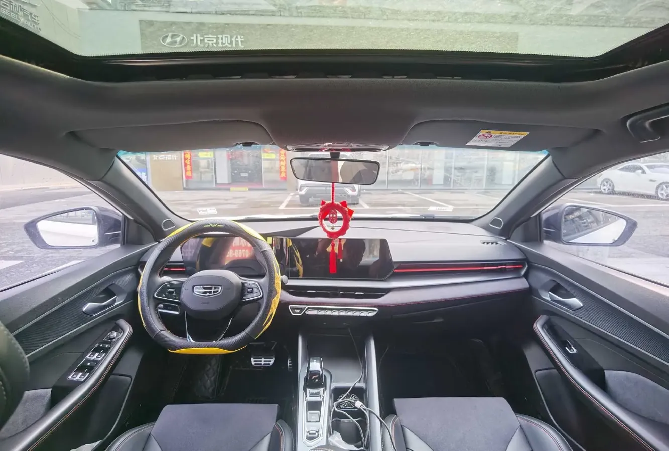 2022 Geely Binray 1.5T 181HP L4 7DCT,autocango,china used car exporter,china ev exporter,chinese used car exporter,chinese used ev exporter