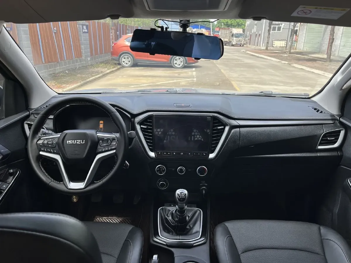2023 Isuzu LingTuo 2.5T 150HP L4 8AT,autocango,china used car exporter,china ev exporter,chinese used car exporter,chinese used ev exporter