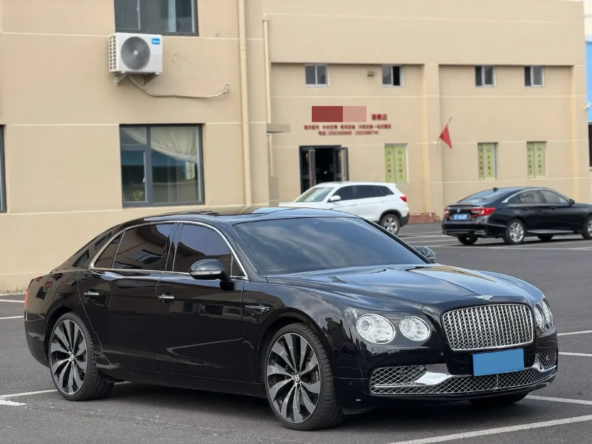 2017 Bentley Flying Spur 4.0T 528HP V8 8AT,autocango,china used car exporter,china ev exporter,chinese used car exporter,chinese used ev exporter