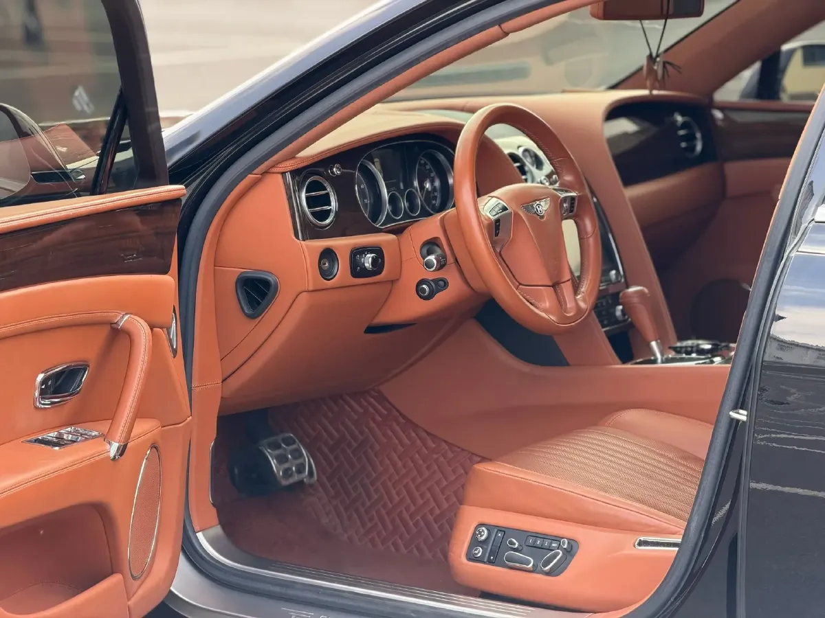 2017 Bentley Flying Spur 4.0T 528HP V8 8AT,autocango,china used car exporter,china ev exporter,chinese used car exporter,chinese used ev exporter