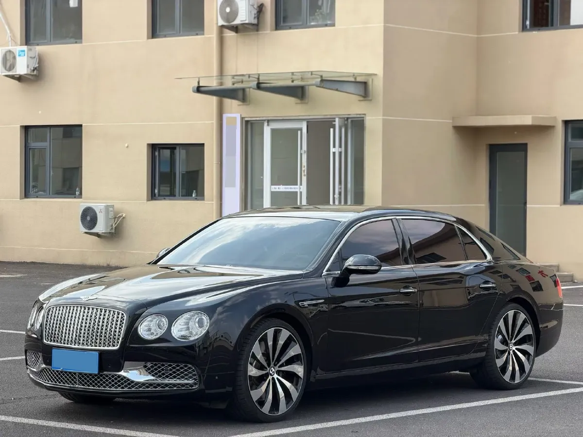 2017 Bentley Flying Spur 4.0T 528HP V8 8AT,autocango,china used car exporter,china ev exporter,chinese used car exporter,chinese used ev exporter