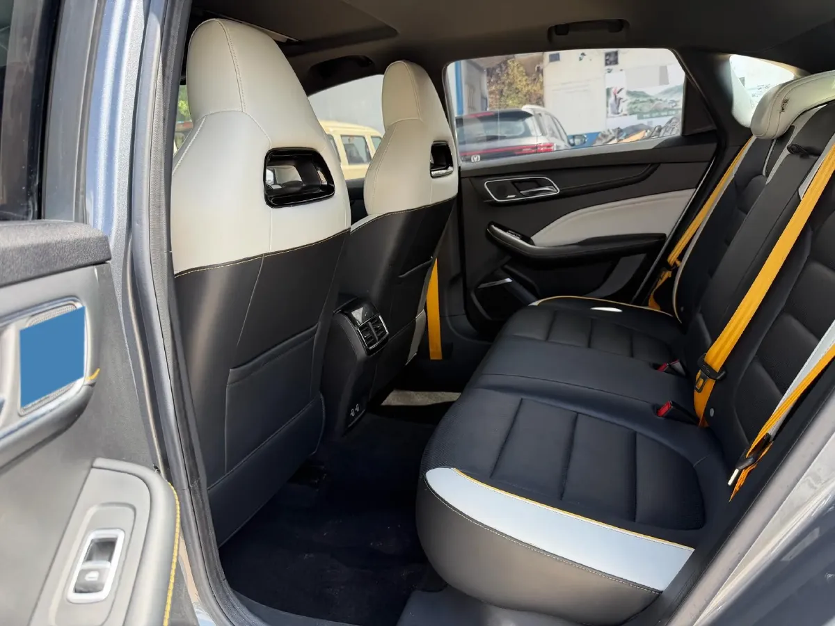 2020 MG MG6 1.5T 181HP L4 7DCT,autocango,china used car exporter,china ev exporter,chinese used car exporter,chinese used ev exporter