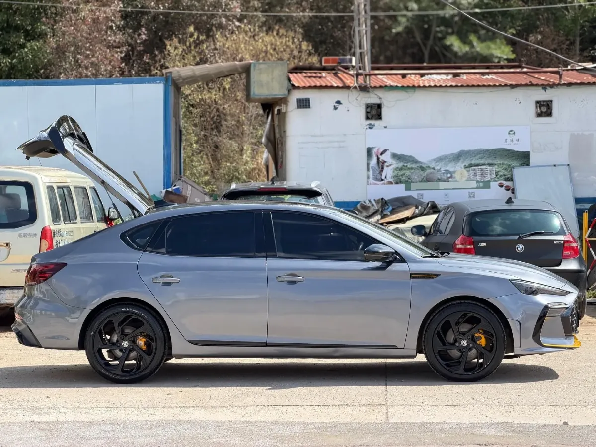 2020 MG MG6 1.5T 181HP L4 7DCT,autocango,china used car exporter,china ev exporter,chinese used car exporter,chinese used ev exporter