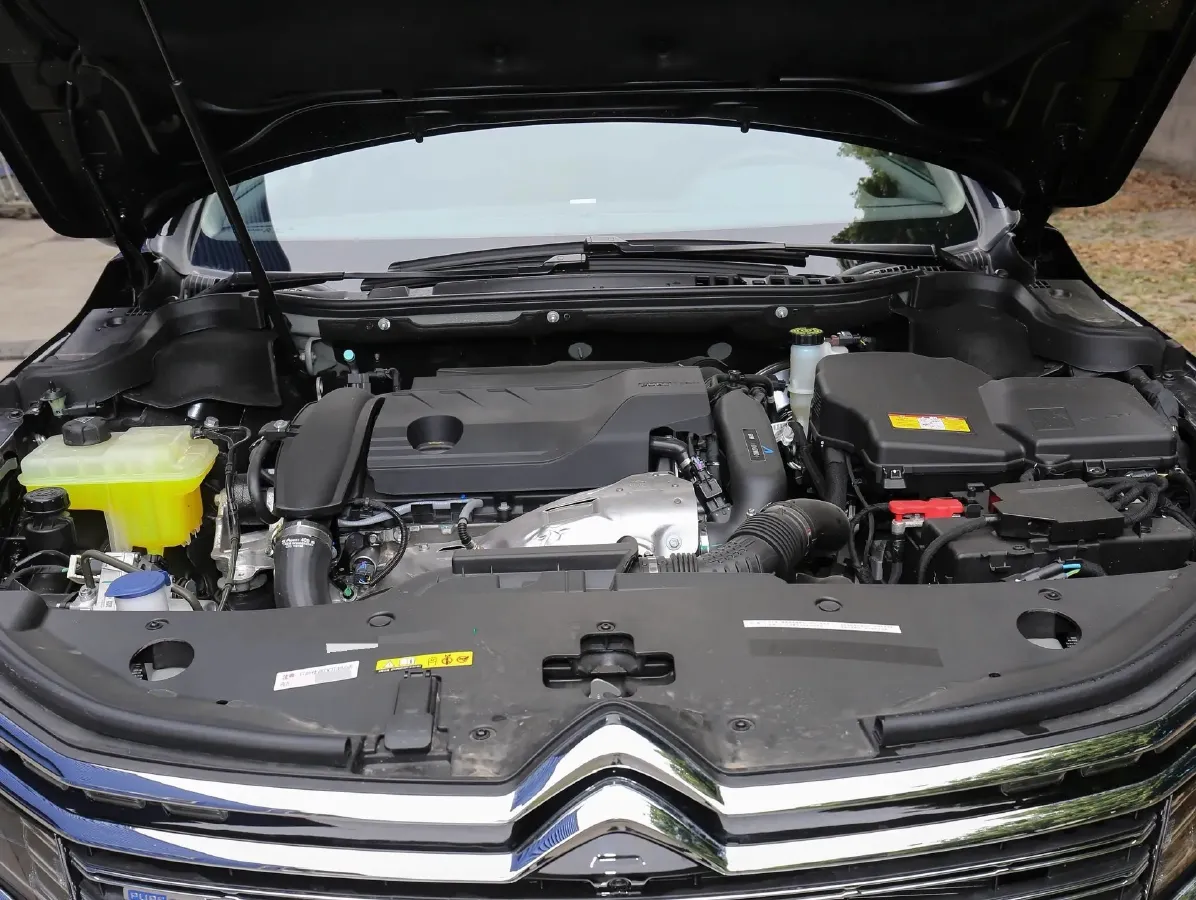 2020 Citroen C6 1.8T 211HP L4 8AT,autocango,china used car exporter,china ev exporter,chinese used car exporter,chinese used ev exporter