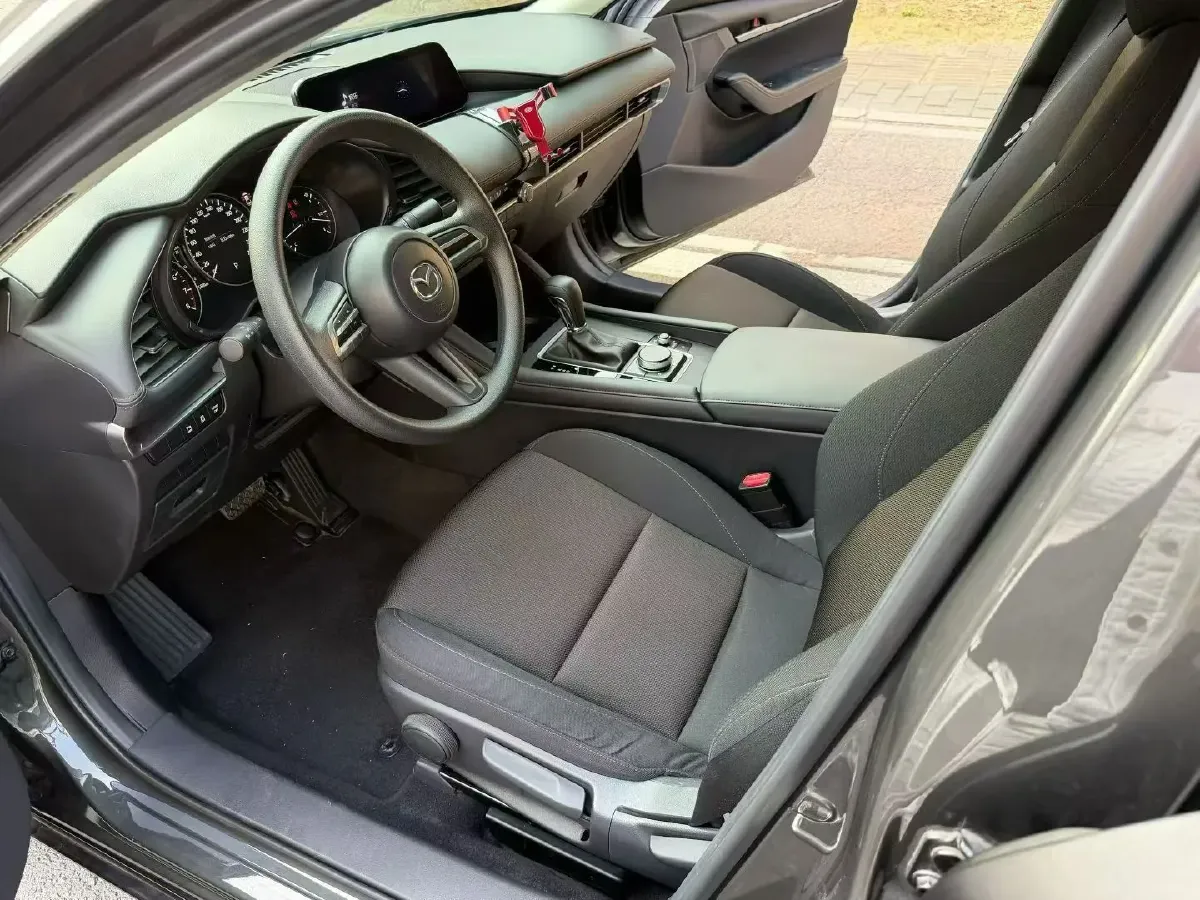 2023 Mazda 3 Axela 2.0L 158HP L4 6AT,autocango,china used car exporter,china ev exporter,chinese used car exporter,chinese used ev exporter