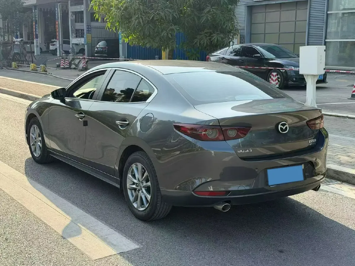 2023 Mazda 3 Axela 2.0L 158HP L4 6AT,autocango,china used car exporter,china ev exporter,chinese used car exporter,chinese used ev exporter