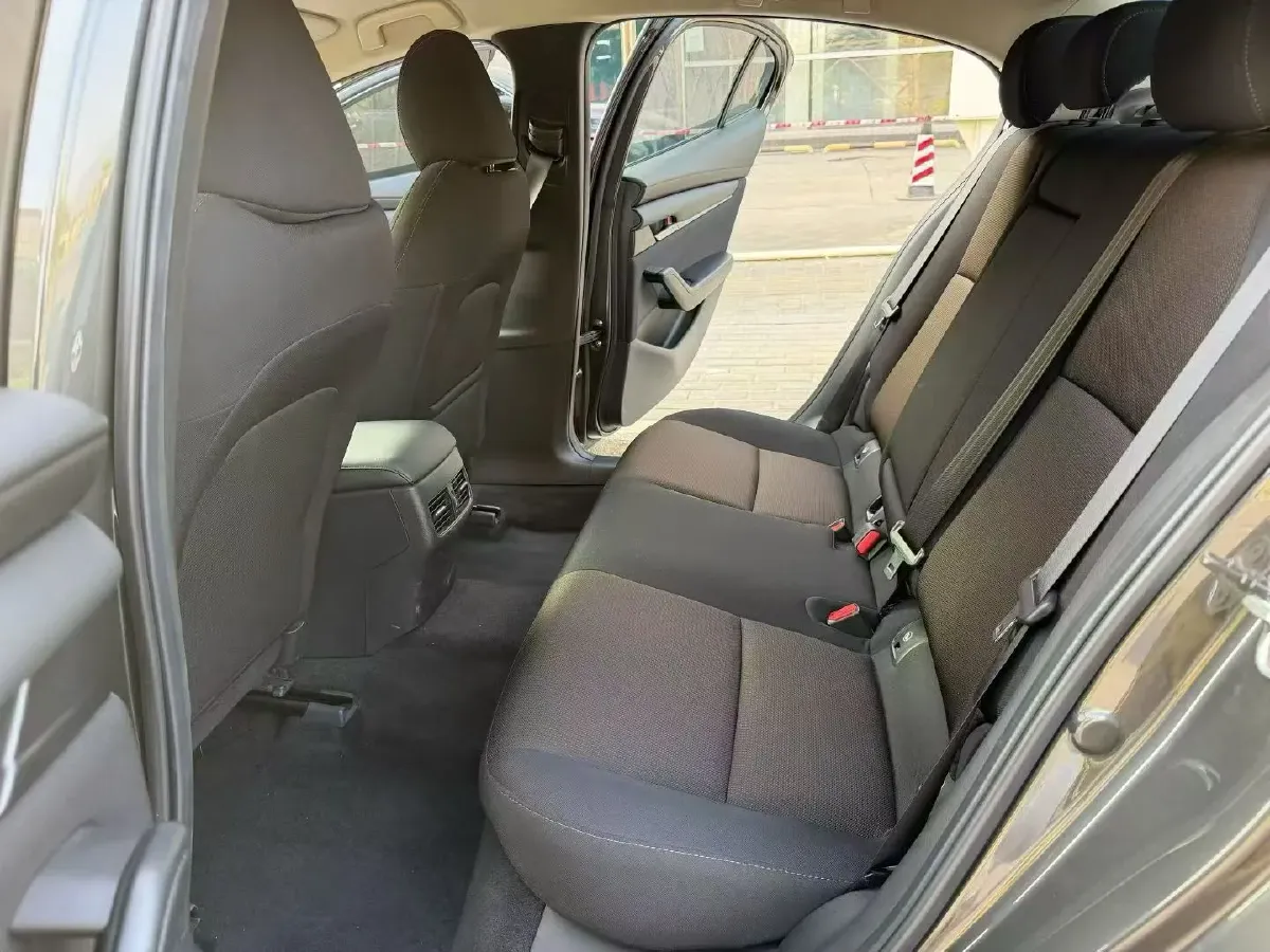 2023 Mazda 3 Axela 2.0L 158HP L4 6AT,autocango,china used car exporter,china ev exporter,chinese used car exporter,chinese used ev exporter