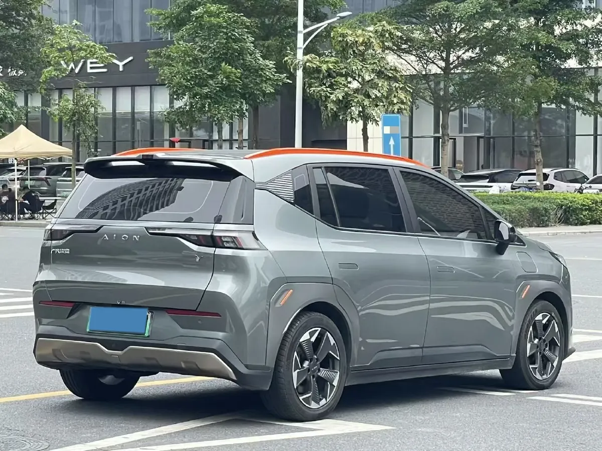 2022 Geely Okavango 1.8T 184HP L4 7DCT,autocango,china used car exporter,china ev exporter,chinese used car exporter,chinese used ev exporter