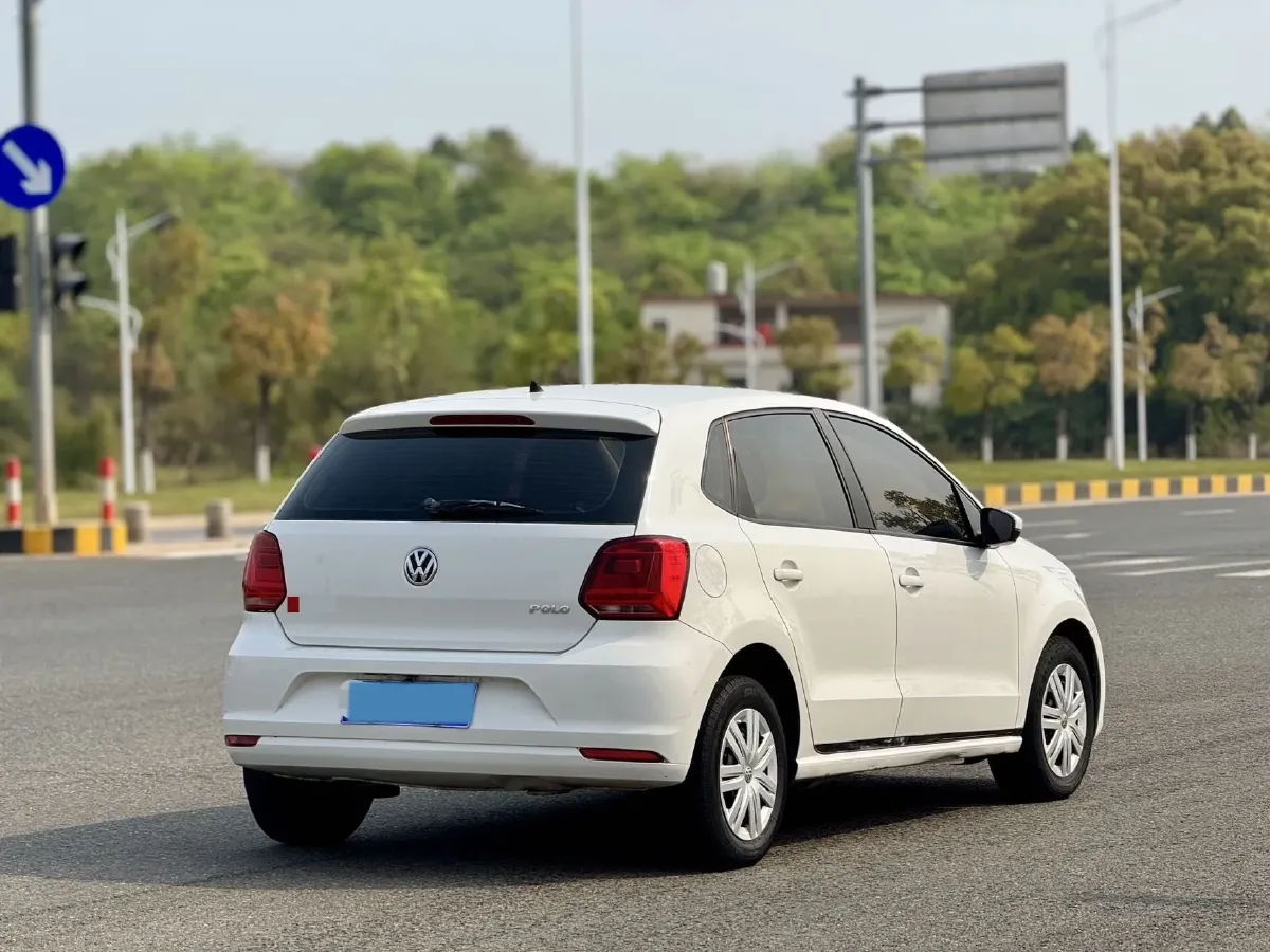 2016 Volkswagen Polo 1.4L 90HP L4 6AT,autocango,china used car exporter,china ev exporter,chinese used car exporter,chinese used ev exporter