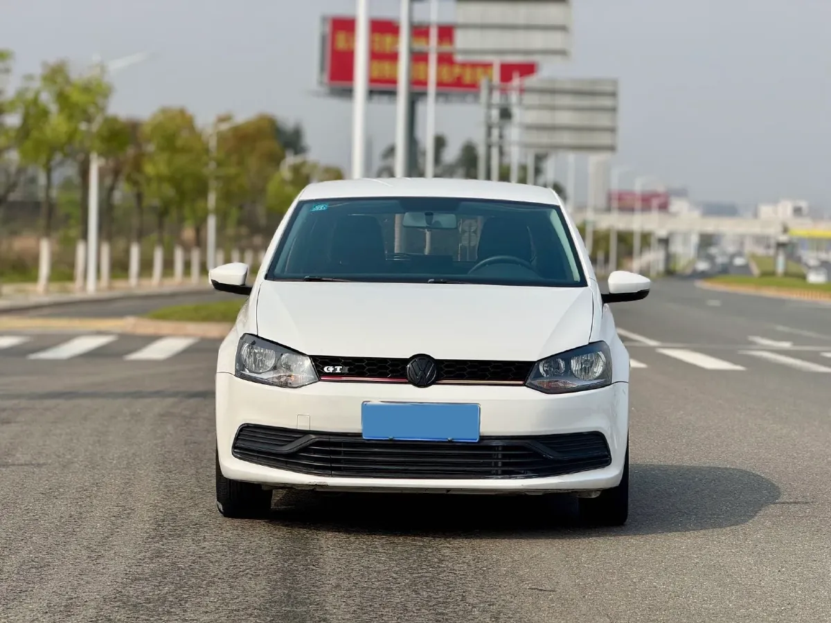 2016 Volkswagen Polo 1.4L 90HP L4 6AT,autocango,china used car exporter,china ev exporter,chinese used car exporter,chinese used ev exporter