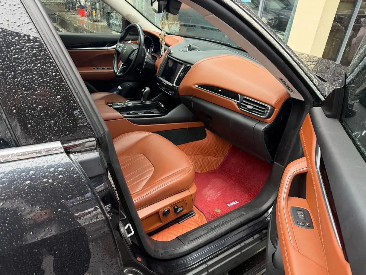 2018 Jaguar XJ 3.0T 340HP V6 8AT,autocango,china used car exporter,china ev exporter,chinese used car exporter,chinese used ev exporter