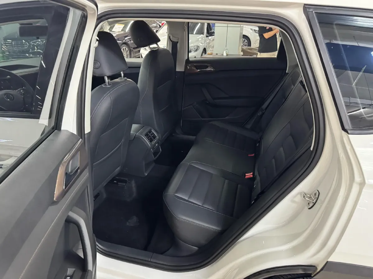 2021 Volkswagen Tharu 1.4T 150HP L4 7DCT,autocango,china used car exporter,china ev exporter,chinese used car exporter,chinese used ev exporter