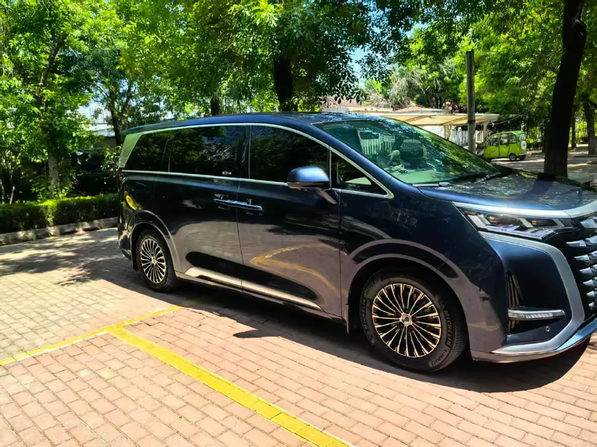 2022 HongQi HS7 3.0T 337HP V6 8AT,autocango,china used car exporter,china ev exporter,chinese used car exporter,chinese used ev exporter