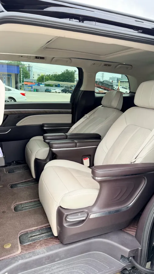 2021 Toyota Highlander 2.0T 220HP L4 6AT,autocango,china used car exporter,china ev exporter,chinese used car exporter,chinese used ev exporter