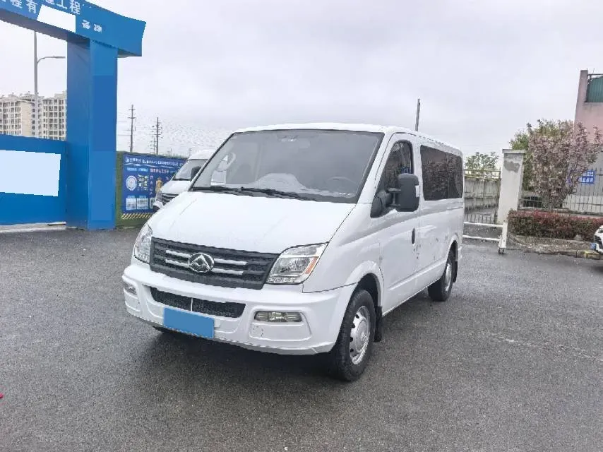 2021 MAXUS XinTu V80 2.0T 139HP L4 6MT,autocango,china used car exporter,china ev exporter,chinese used car exporter,chinese used ev exporter
