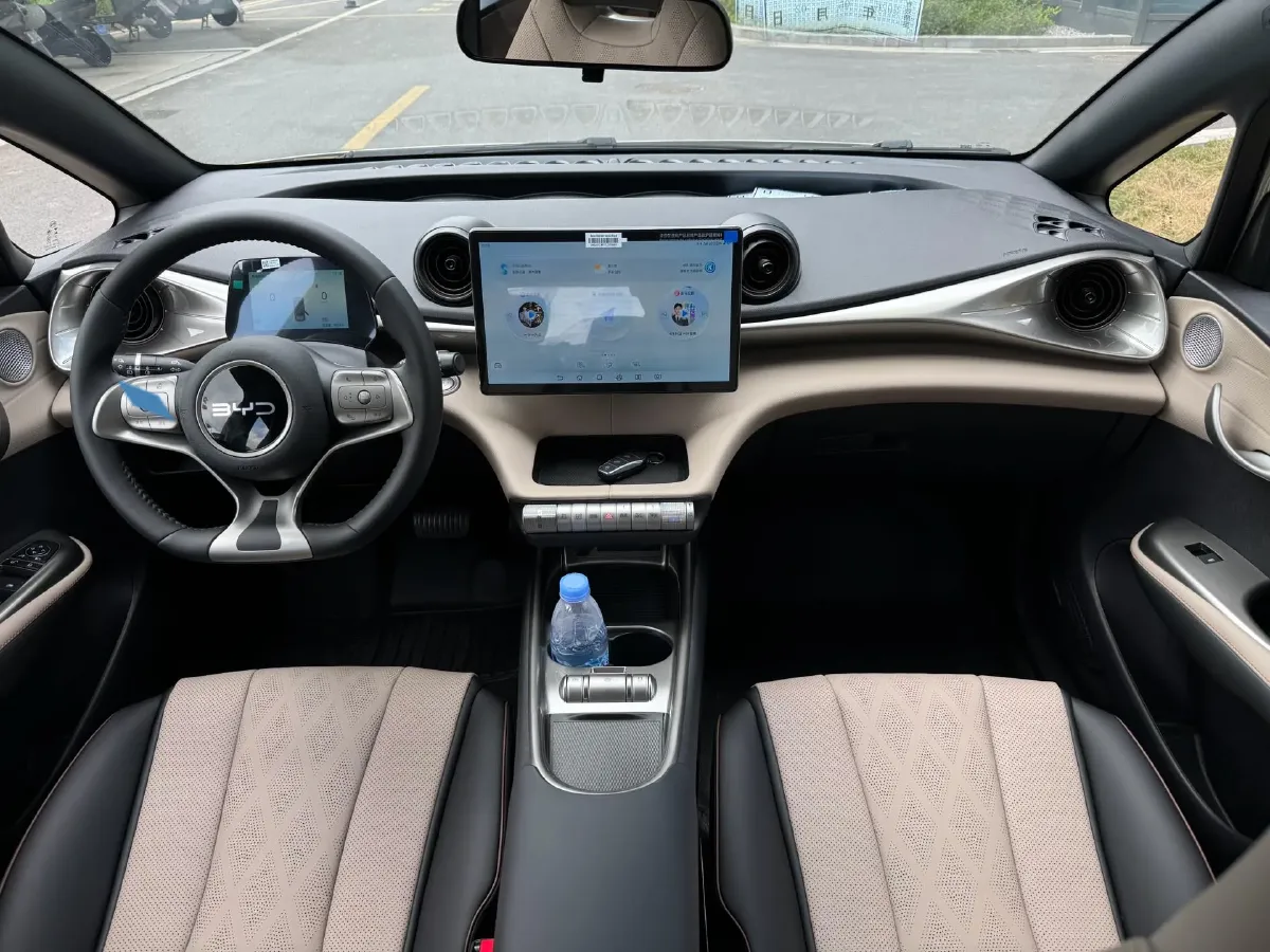 2025 BYD Dolphin BEV 44.928KWH,autocango,china used car exporter,china ev exporter,chinese used car exporter,chinese used ev exporter