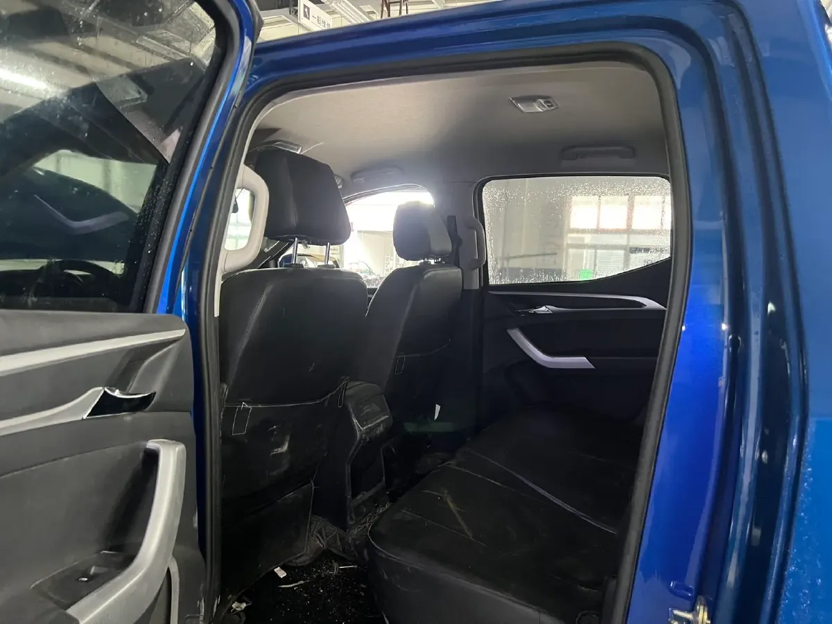 2022 MAXUS T60 2.0T 136HP L4 6MT,autocango,china used car exporter,china ev exporter,chinese used car exporter,chinese used ev exporter