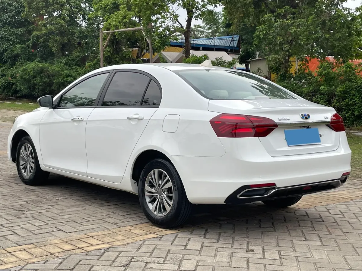 2018 Geely Emgrand 1.5L 109HP L4 5MT,autocango,china used car exporter,china ev exporter,chinese used car exporter,chinese used ev exporter