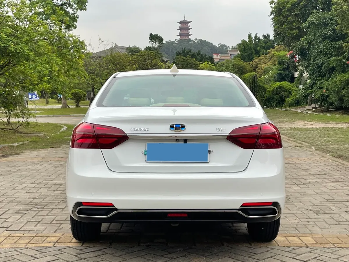 2018 Geely Emgrand 1.5L 109HP L4 5MT,autocango,china used car exporter,china ev exporter,chinese used car exporter,chinese used ev exporter