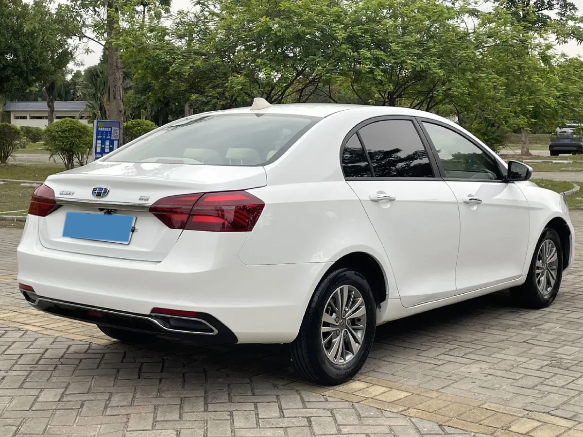 2018 Geely Emgrand 1.5L 109HP L4 5MT,autocango,china used car exporter,china ev exporter,chinese used car exporter,chinese used ev exporter