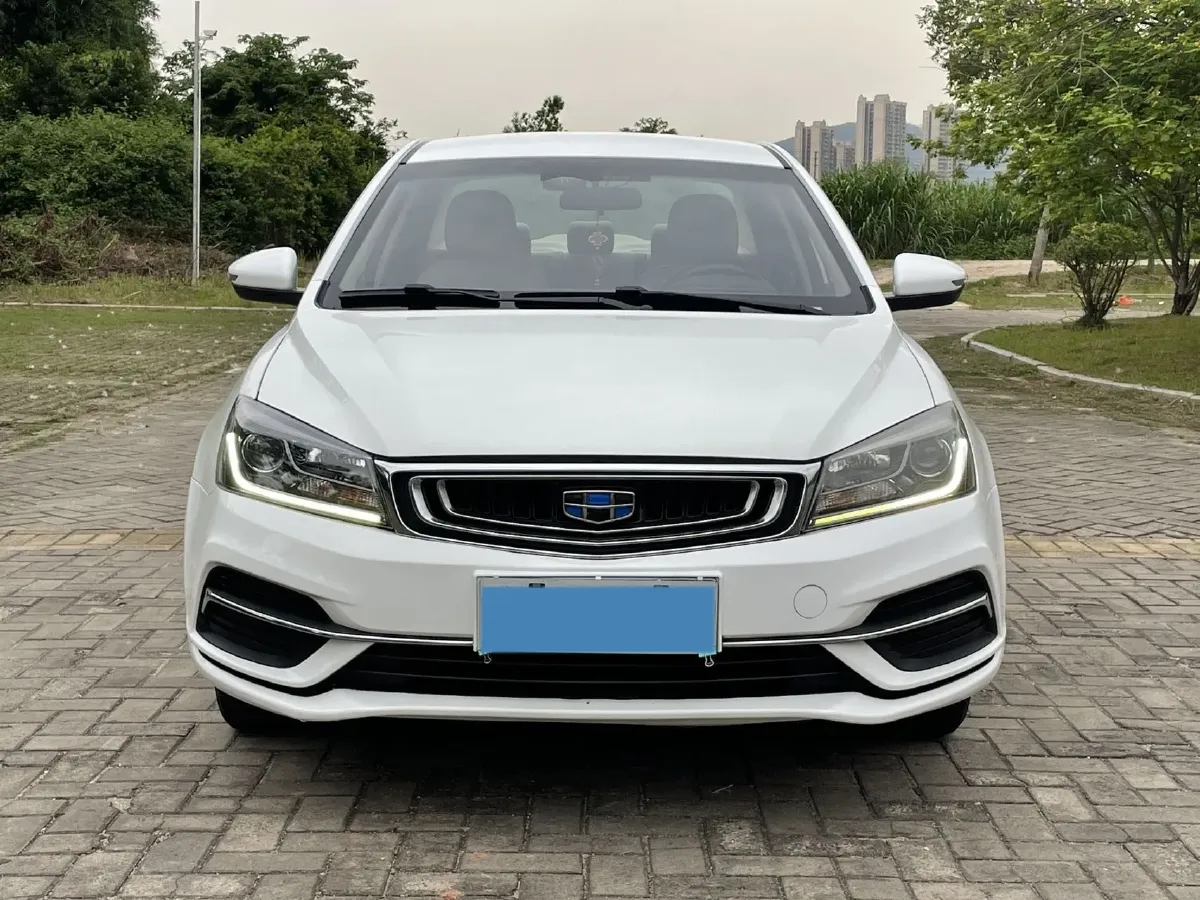 2018 Geely Emgrand 1.5L 109HP L4 5MT,autocango,china used car exporter,china ev exporter,chinese used car exporter,chinese used ev exporter