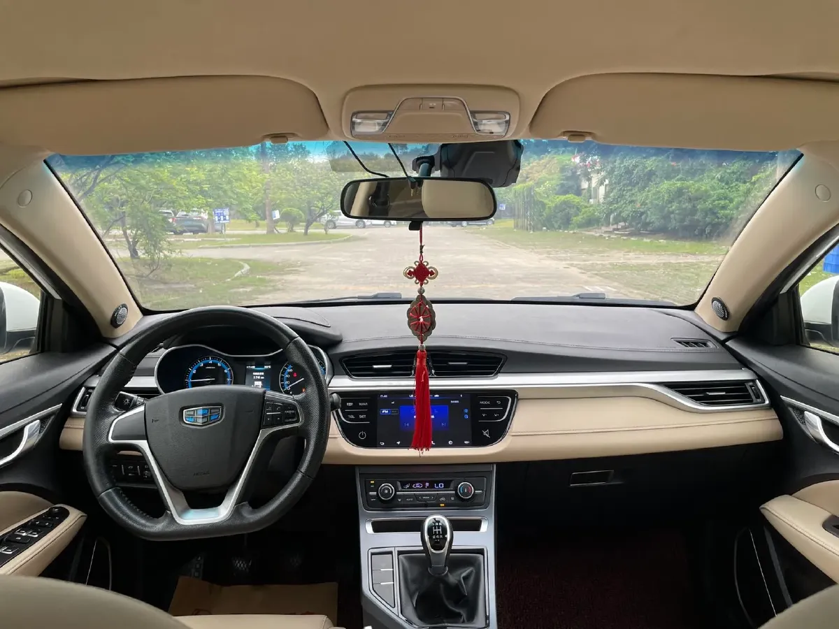 2018 Geely Emgrand 1.5L 109HP L4 5MT,autocango,china used car exporter,china ev exporter,chinese used car exporter,chinese used ev exporter