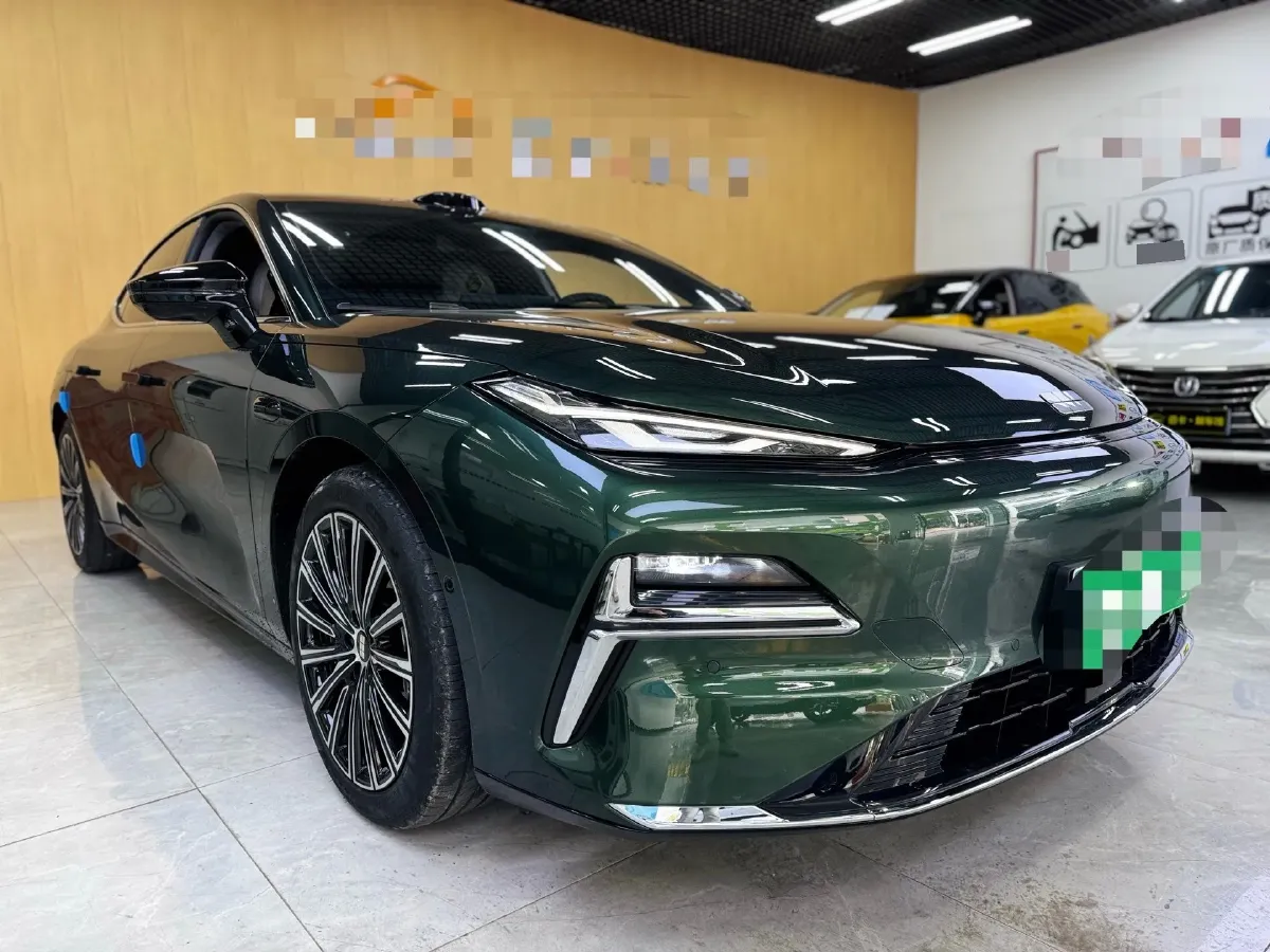 2025 Geely Galaxy Starshine 8 1.5T 163HP L4 3DHT PHEV 27.69KWH,autocango,china used car exporter,china ev exporter,chinese used car exporter,chinese used ev exporter