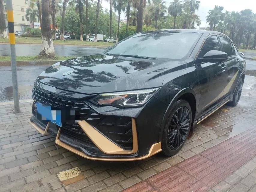 2021 DongFeng Aeolus YiXuan MAX 1.5T 163HP L4 E-CVT Hybrid,autocango,china used car exporter,china ev exporter,chinese used car exporter,chinese used ev exporter
