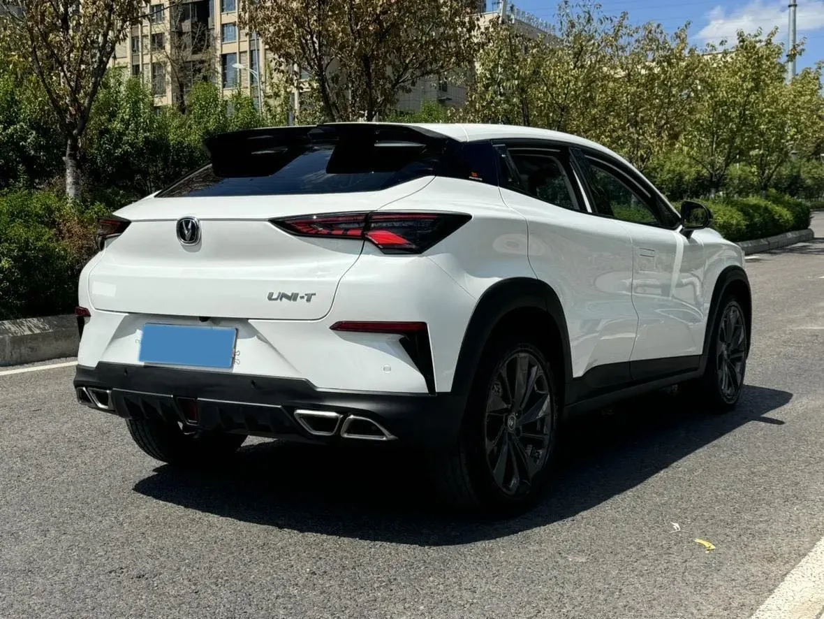 2020 ChangAn UNI-T 1.5T 180HP L4 7DCT,autocango,china used car exporter,china ev exporter,chinese used car exporter,chinese used ev exporter