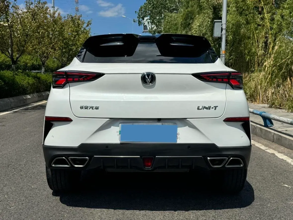 2020 ChangAn UNI-T 1.5T 180HP L4 7DCT,autocango,china used car exporter,china ev exporter,chinese used car exporter,chinese used ev exporter