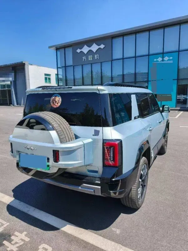2025 FangChengBao Bao 8 2.0T 245HP L4 E-CVT PHEV 36.8KWH,autocango,china used car exporter,china ev exporter,chinese used car exporter,chinese used ev exporter
