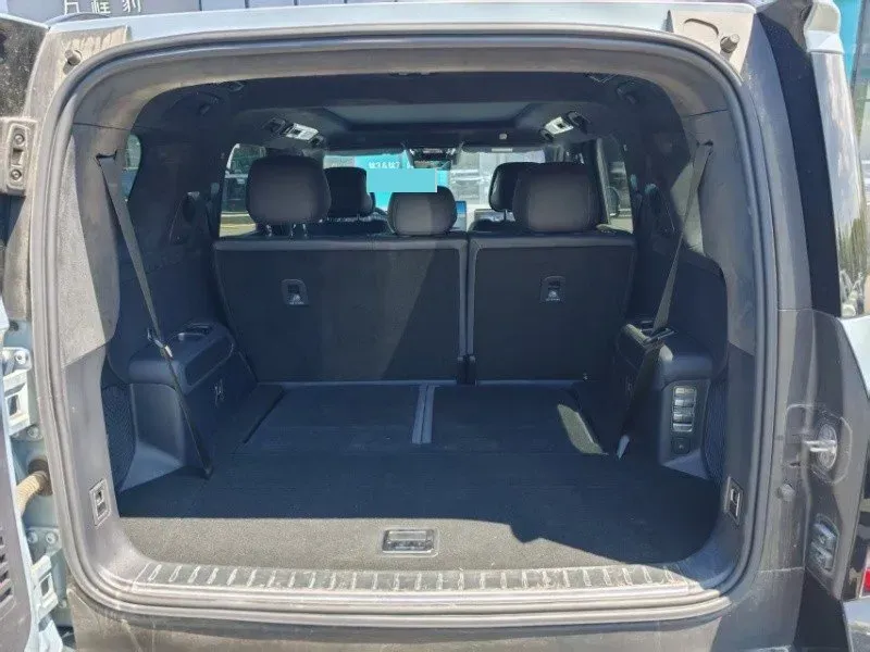 2025 FangChengBao Bao 8 2.0T 245HP L4 E-CVT PHEV 36.8KWH,autocango,china used car exporter,china ev exporter,chinese used car exporter,chinese used ev exporter