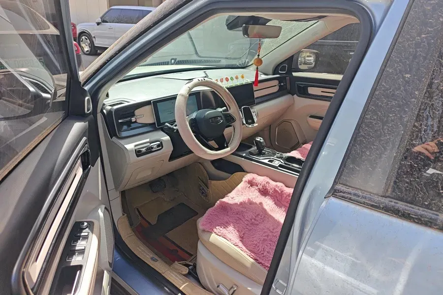 2023 Geely ICON 1.5T 181HP L4 7DCT,autocango,china used car exporter,china ev exporter,chinese used car exporter,chinese used ev exporter