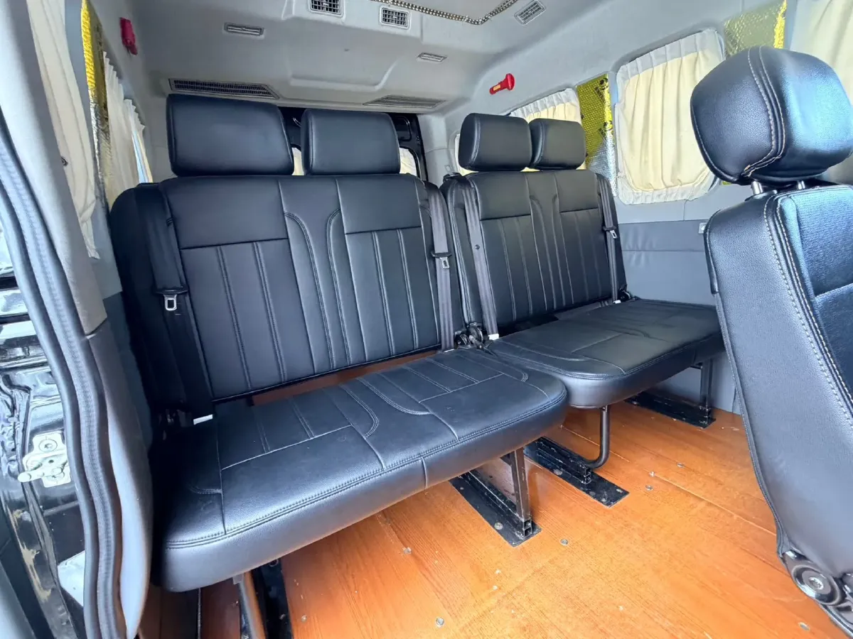 2021 MAXUS XinTu V80 2.0T 139HP L4 6AMT,autocango,china used car exporter,china ev exporter,chinese used car exporter,chinese used ev exporter