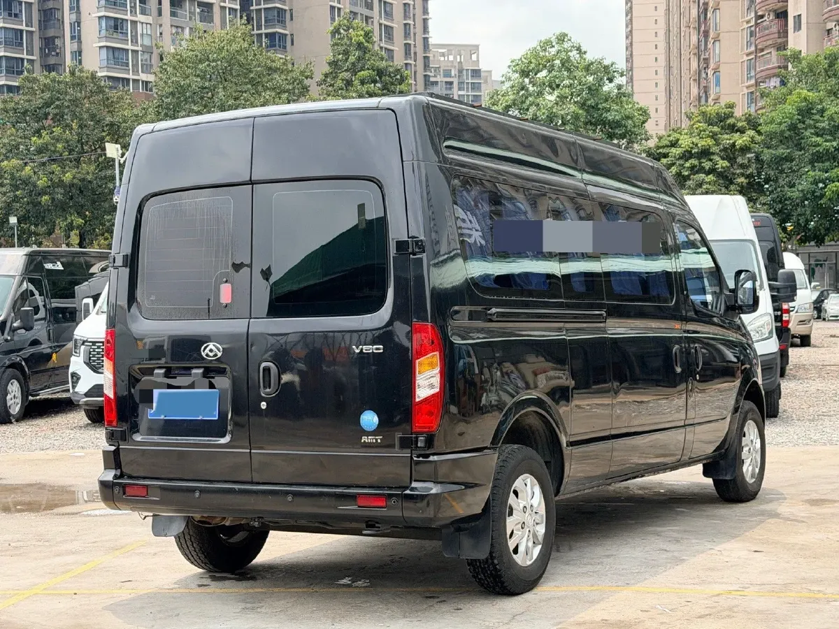 2021 MAXUS XinTu V80 2.0T 139HP L4 6AMT,autocango,china used car exporter,china ev exporter,chinese used car exporter,chinese used ev exporter