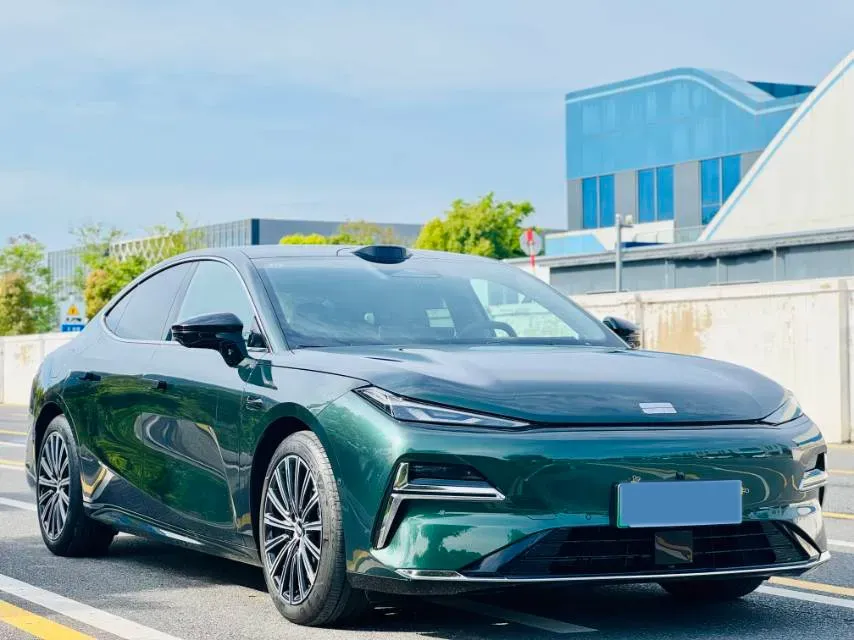 2025 Geely Galaxy Starshine 8 1.5T 163HP L4 3DHT PHEV 27.69KWH,autocango,china used car exporter,china ev exporter,chinese used car exporter,chinese used ev exporter