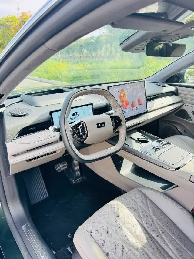2025 Geely Galaxy Starshine 8 1.5T 163HP L4 3DHT PHEV 27.69KWH,autocango,china used car exporter,china ev exporter,chinese used car exporter,chinese used ev exporter