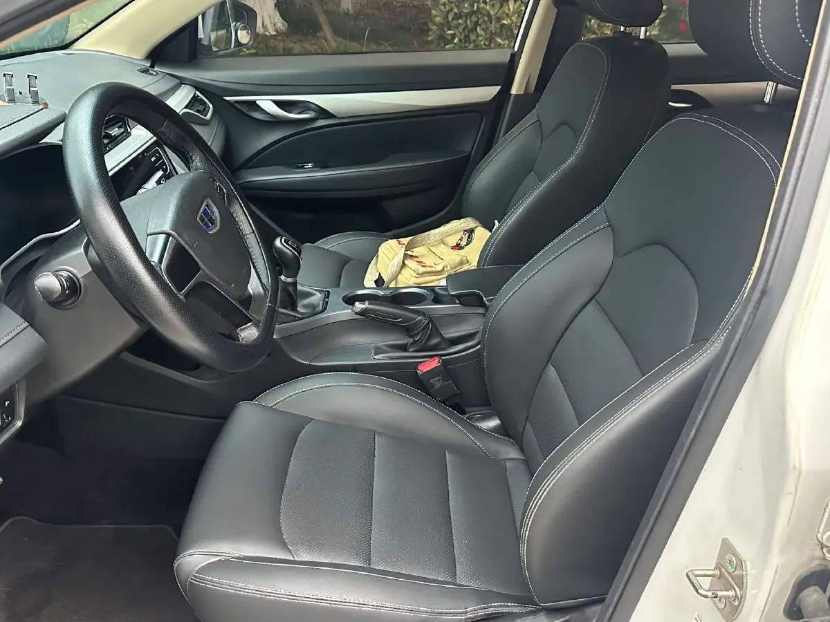 2018 Geely Emgrand 1.5L 109HP L4 5MT,autocango,china used car exporter,china ev exporter,chinese used car exporter,chinese used ev exporter