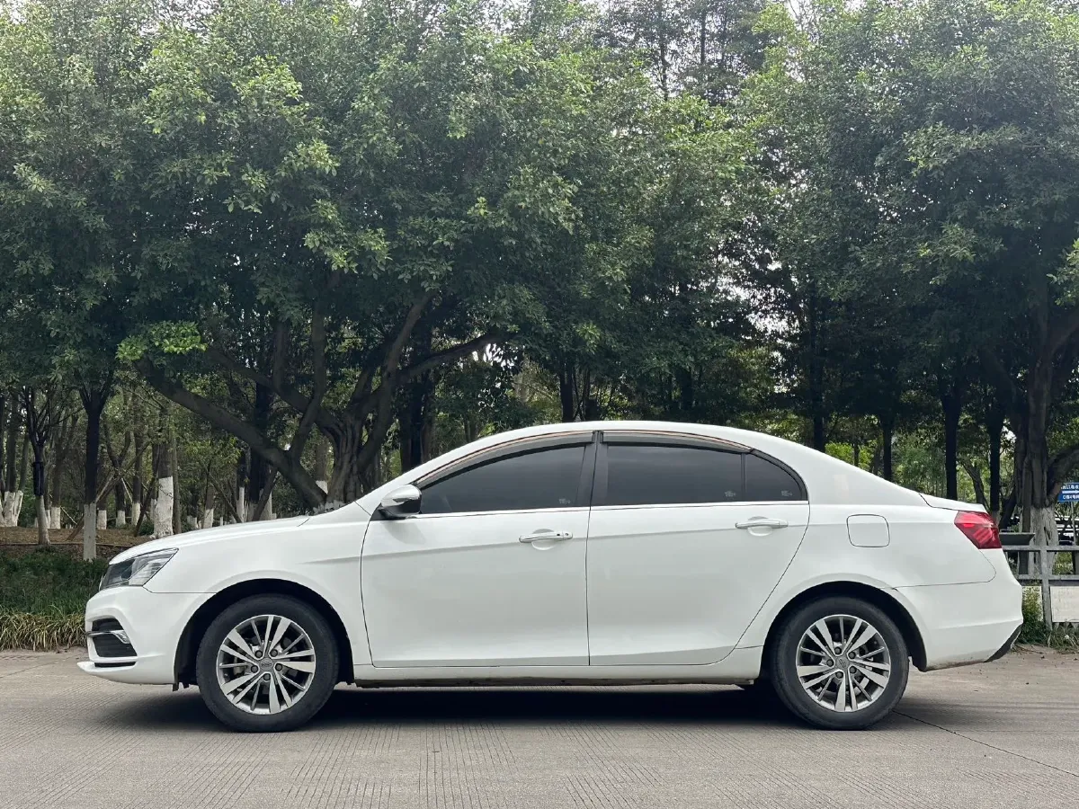 2018 Geely Emgrand 1.5L 109HP L4 5MT,autocango,china used car exporter,china ev exporter,chinese used car exporter,chinese used ev exporter