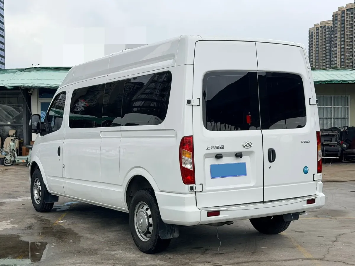 2023 MAXUS XinTu V80 2.0T 127HP L4 6MT,autocango,china used car exporter,china ev exporter,chinese used car exporter,chinese used ev exporter
