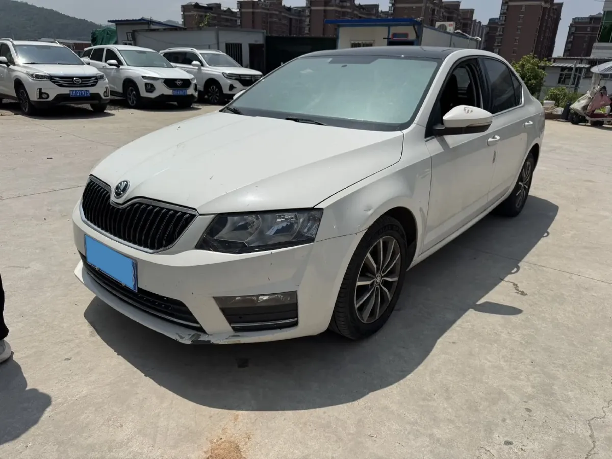 2018 Skoda Octavia 1.6L 110HP L4 6AT,autocango,china used car exporter,china ev exporter,chinese used car exporter,chinese used ev exporter