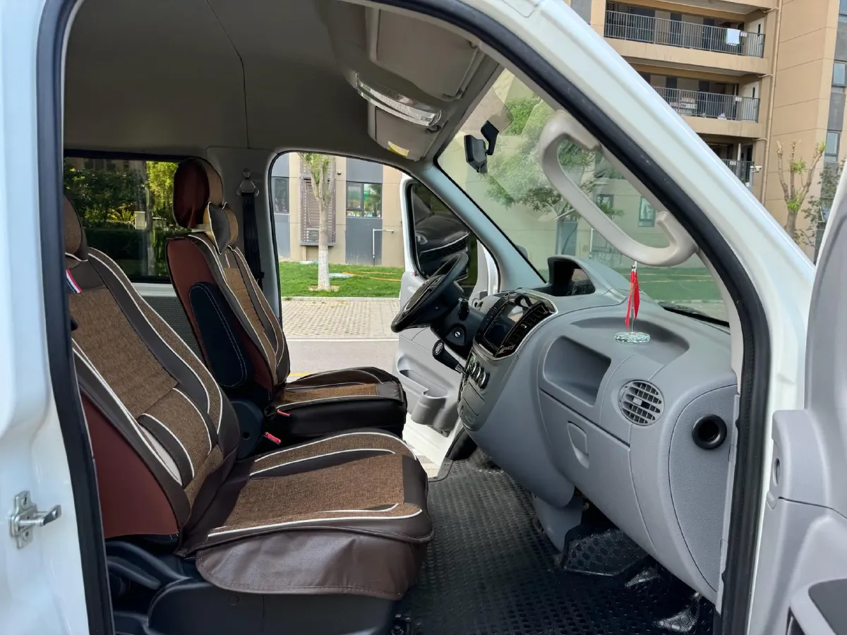 2021 DongFeng DFAC YuFeng 2.3T 136HP L4 6MT,autocango,china used car exporter,china ev exporter,chinese used car exporter,chinese used ev exporter